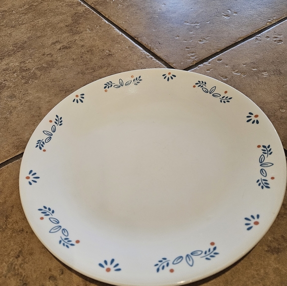 Corelle 'Subtle Blue' Dinner Plates - Set of 4 10" Plates Dinnerware - Picture 7 of 11